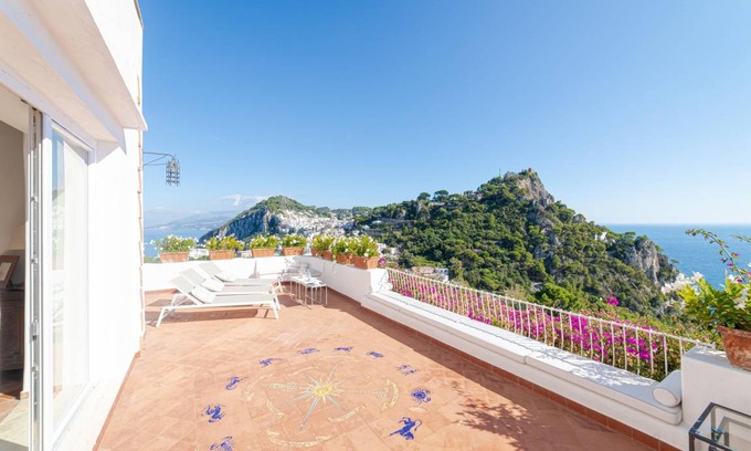 Marina Piccola Villa | 350 m² Villa ∙ 3 bedrooms ∙ 7 guests