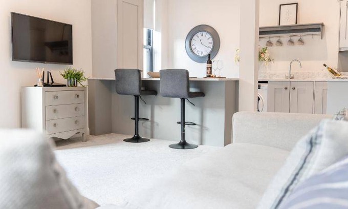 Lisnagunogue Apartment | 40 m² Apartment ∙ 2 guests