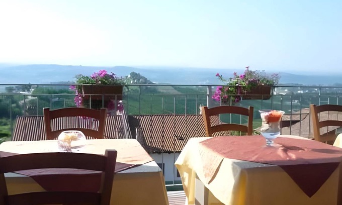 Treiso Bed & Breakfast | 40 m² Bed and breakfast ∙ 3 guests