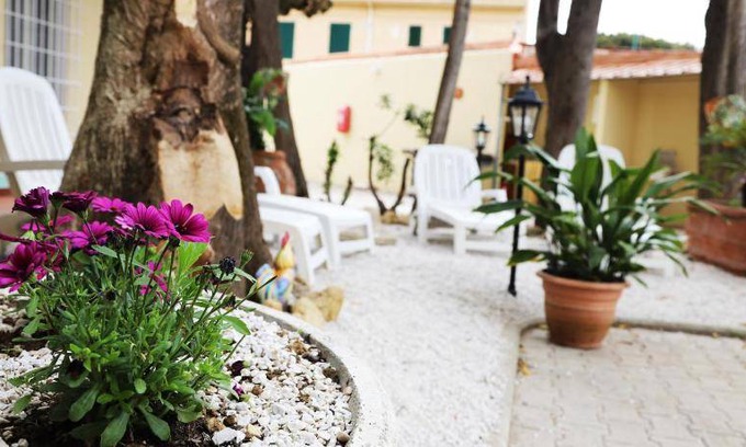 Rosignano Solvay Bed & Breakfast | 40 m² Bed and breakfast ∙ 4 guests