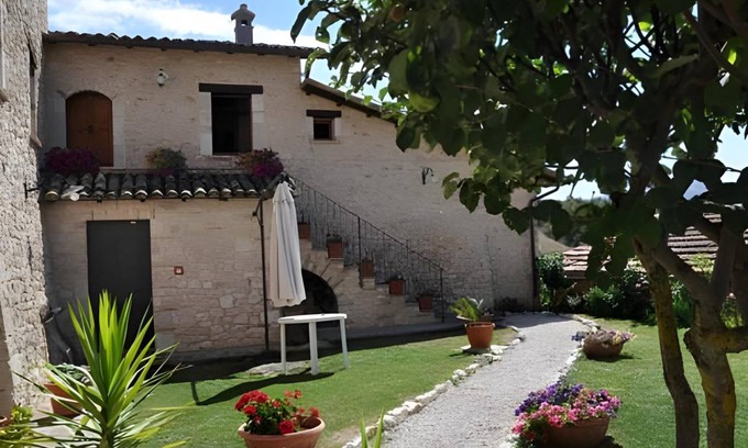 Fogliano House | 40 m² House ∙ 10 guests