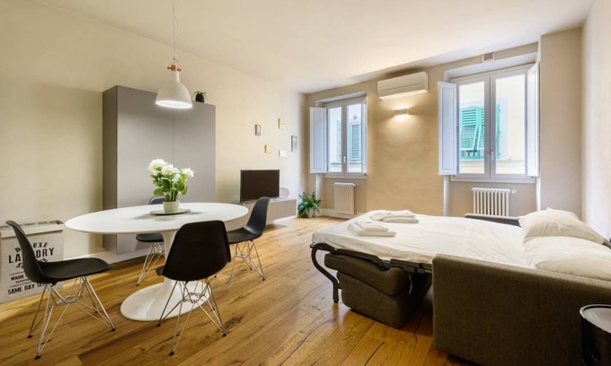 Santa Croce Apartment | 45 m² Apartment ∙ 1 bedroom ∙ 2 guests