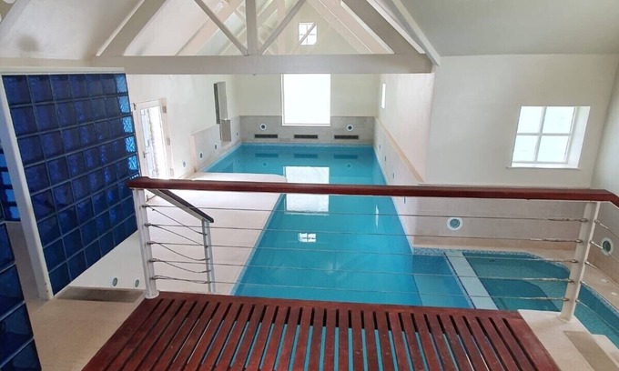Newton Grange Cottage | 5* Detached Stone Cottage with a Private Indoor Pool (Not Shared)