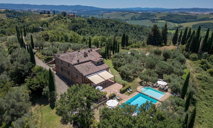 Bollano Villa | 500 m² Villa ∙ 9 bedrooms ∙ 20 guests