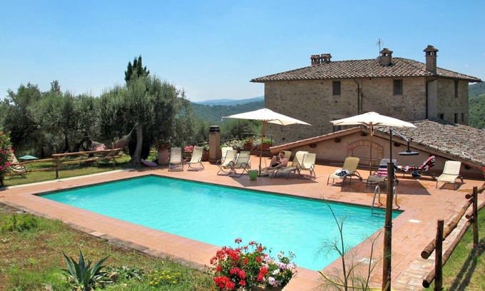 Teverina di Cortona Villa | 550 m² Villa ∙ 10 bedrooms ∙ 20 guests