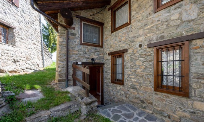 Sarre Apartment | 60 m² Apartment ∙ 2 bedrooms ∙ 6 guests
