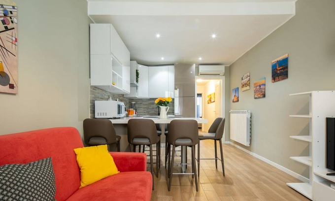 Santa Croce Apartment | 60 m² Apartment ∙ 2 bedrooms ∙ 4 guests