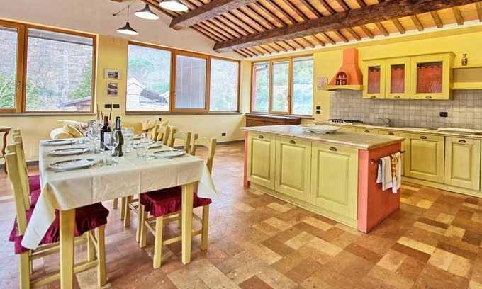 Gubbio Villa | 600 m² Villa ∙ 5 bedrooms ∙ 10 guests