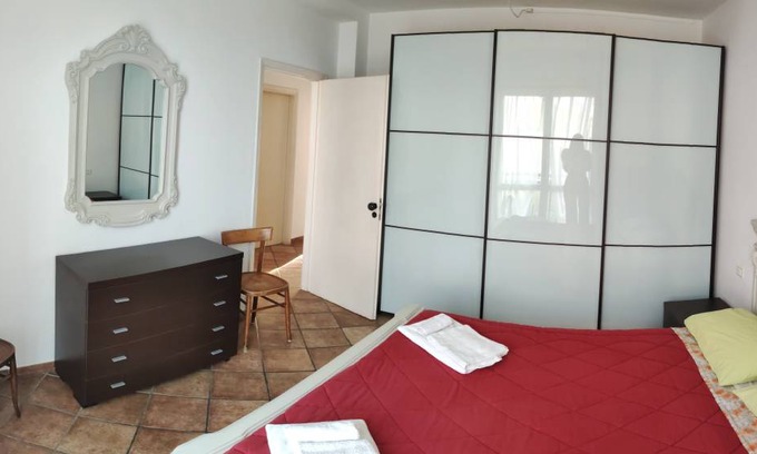 Ispra Apartment | 70 m² Apartment ∙ 2 bedrooms ∙ 6 guests