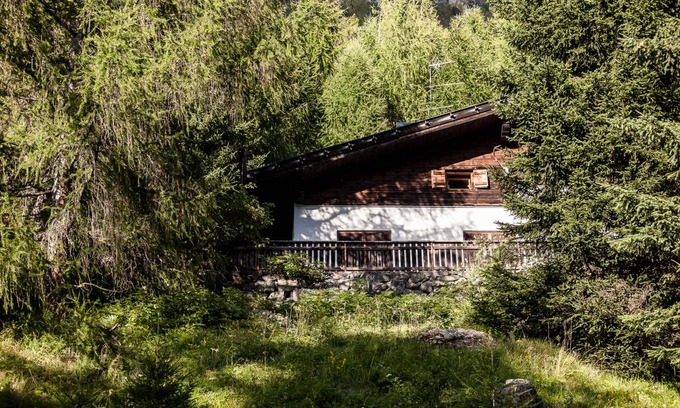 Curon Venosta Ski Chalet | 70 m² Chalet ∙ 2 bedrooms ∙ 4 guests