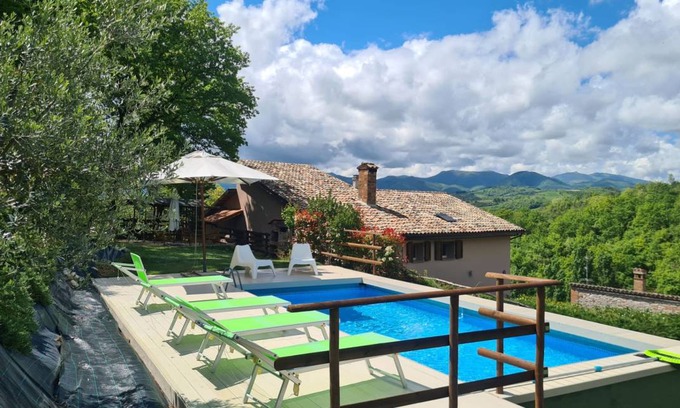 Fabriano House | 70 m² House ∙ 4 bedrooms ∙ 9 guests