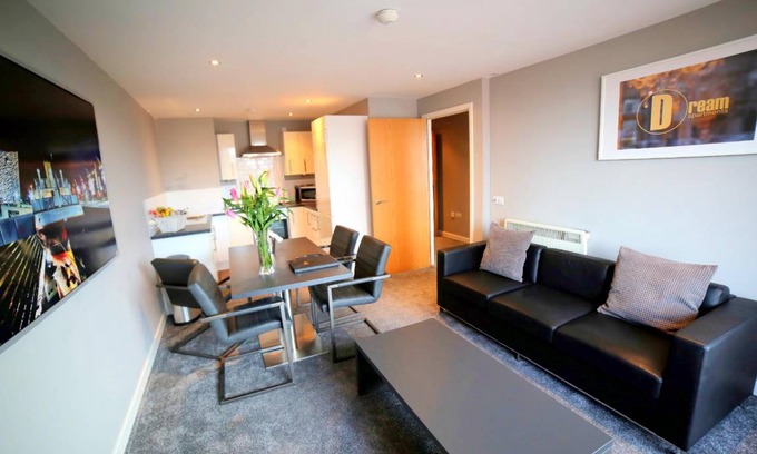 Belfast City Centre Apartment | 75 m² Apartment ∙ 2 bedrooms ∙ 127 guests