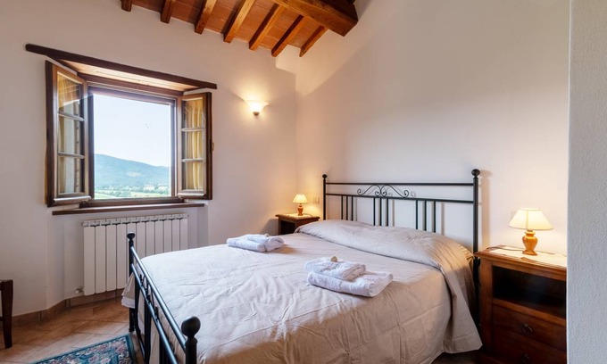 Lisciano Niccone House | 75 m² Farmhouse ∙ 2 bedrooms ∙ 4 guests