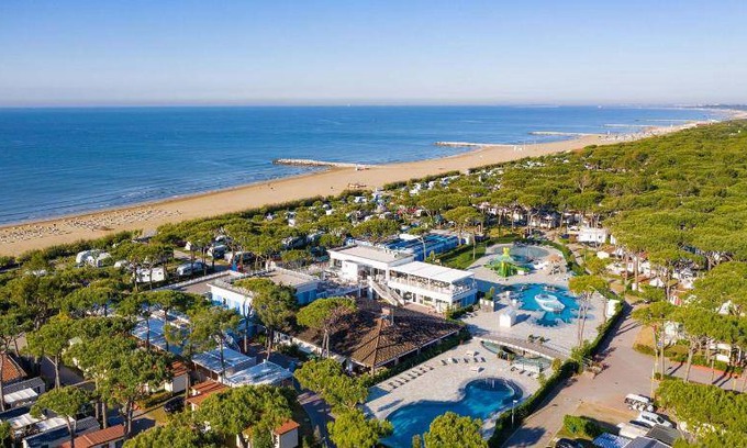 Cavallino-Treporti Resort | 80 m² Resort ∙ 2 bedrooms ∙ 127 guests