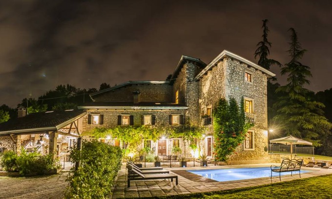 Castelgomberto Villa | 800 m² Villa ∙ 8 bedrooms ∙ 16 guests
