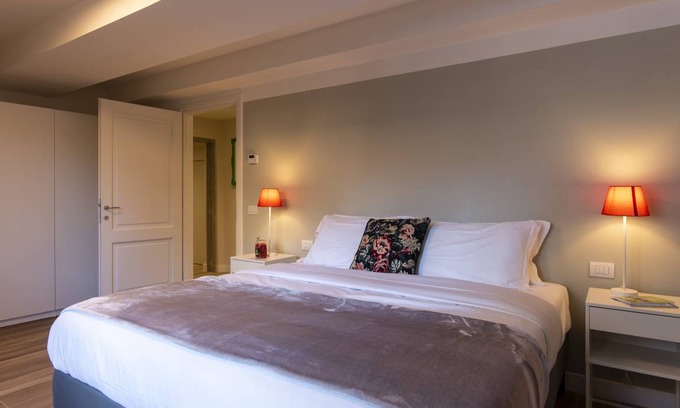 Oltrarno Apartment | 90 m² Apartment ∙ 3 bedrooms ∙ 5 guests