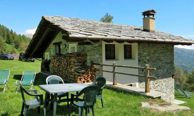 Sampeyre Ski Chalet | 90 m² Chalet ∙ 3 bedrooms ∙ 9 guests