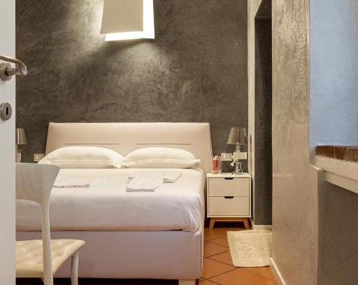 Milan Apartment | A Peaceful Spot Right Next to Arco della Pace