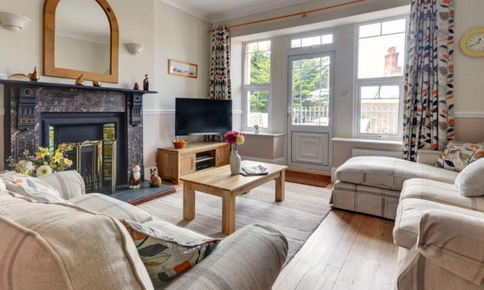 Mortehoe Apartment | Apartment 1 Dolphin Court by Interhome