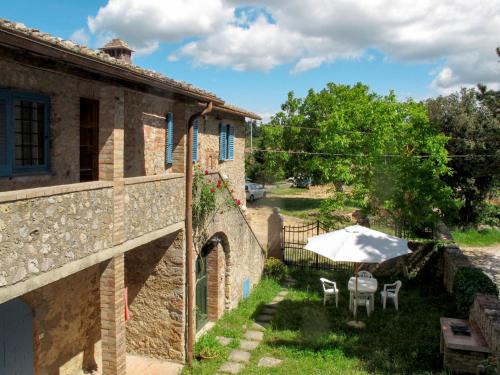 Monteriggioni Apartment | Apartment Fattoria Petraglia - Padronale by Interhome