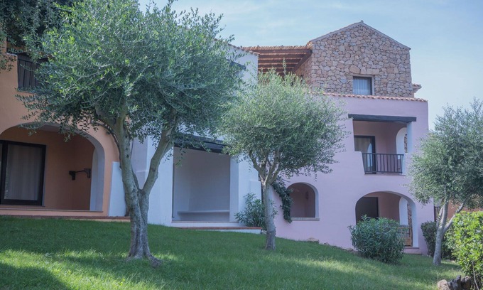 Liscia di Vacca Apartment | Beautiful apartment for 4 people with pool, WIFI, A/C, TV and pets allowed