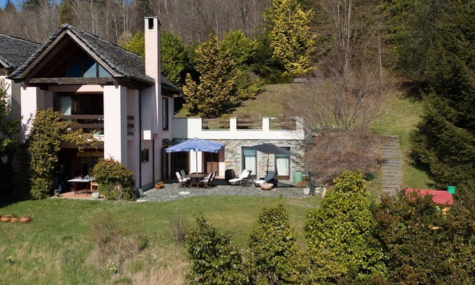 Premeno House | Beautiful private villa for 6 guests with WIFI and terrace
