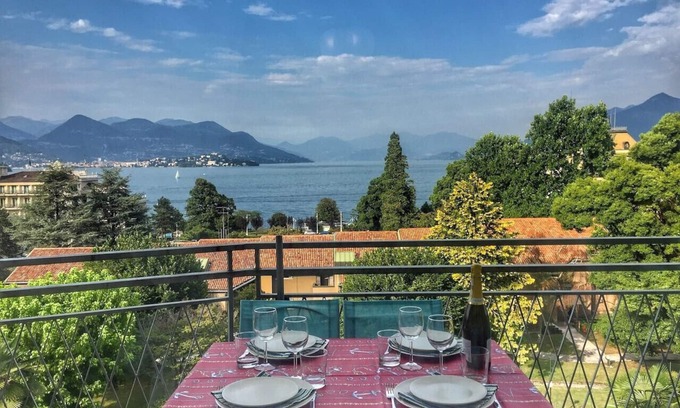 Carciano Apartment | Bella apartment in the center of Stresa