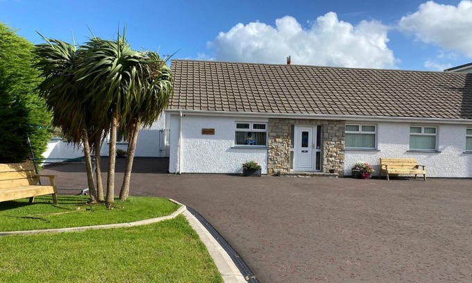 Limavady House | Benone Getaways - The Beach House