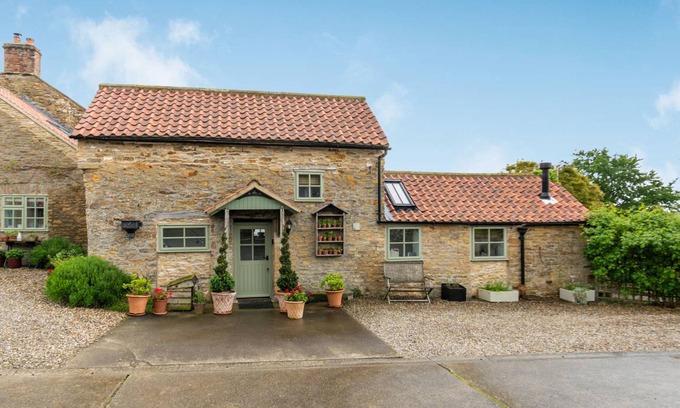 Scawton Cottage | Cabin ∙ 1 bedroom ∙ 2 guests