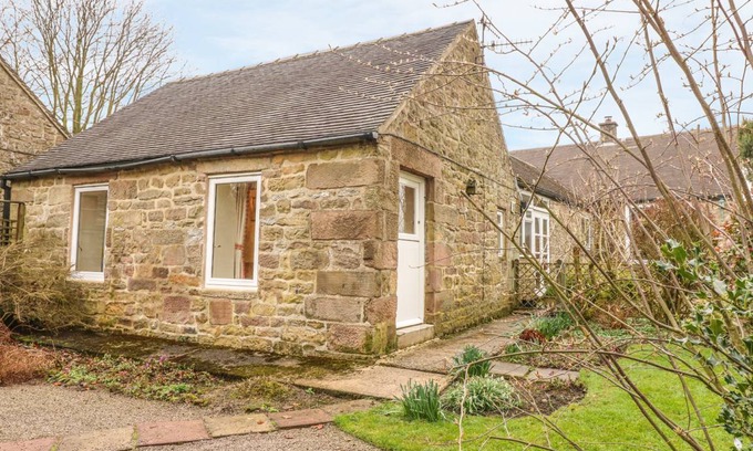 Matlock Cottage | Cabin ∙ 1 bedroom ∙ 2 guests