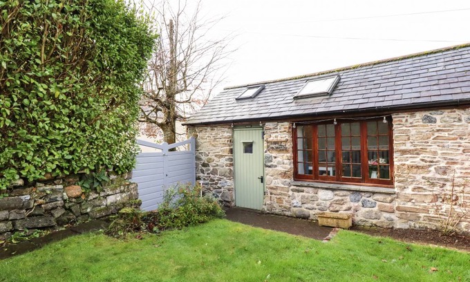 St Austell Cottage | Cabin ∙ 1 bedroom ∙ 2 guests