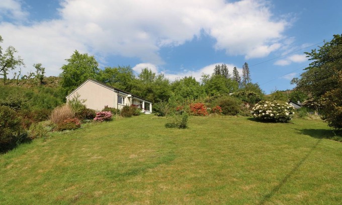 Isle of Luing Cottage | Cabin ∙ 2 bedrooms ∙ 4 guests