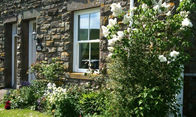Cornhill on Tweed Cottage | Cabin ∙ 2 bedrooms ∙ 4 guests