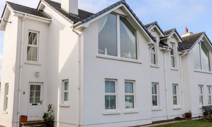 Castlerock Cottage | Cabin ∙ 3 bedrooms ∙ 6 guests