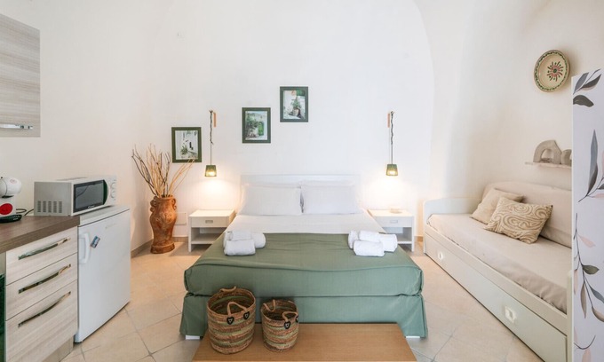 Ostuni Apartment | Casetta Carlotta by Rentbeat