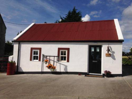 Newry Ski Chalet | Chalet ∙ 2 bedrooms ∙ 4 guests