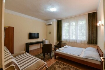 Slavija Apartment | Comfortable & Quiet Apartment with free Wi-FI and City View
