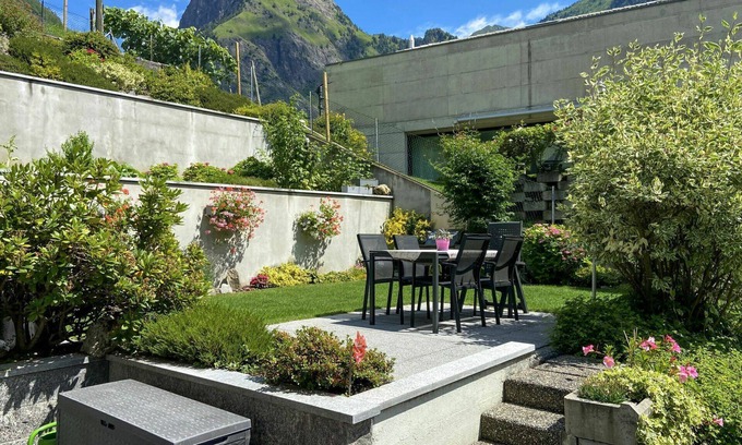 Olivone Apartment | Cosy apartment for 4 guests with WIFI, TV, patio, panoramic view and parking