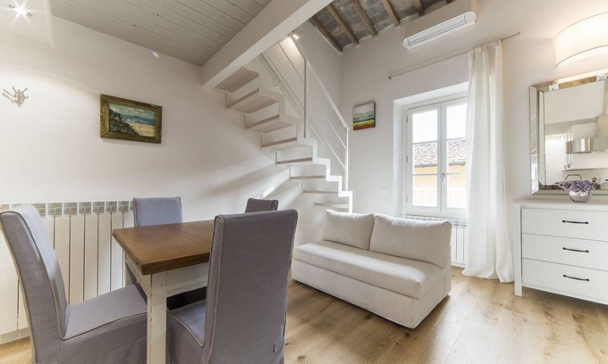 Santa Croce Apartment | Delightful apartment with mezzanine for 4 people,