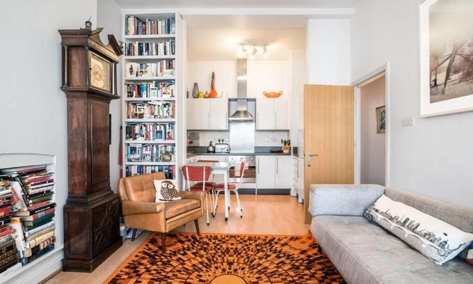 Islington Apartment | GuestReady - Bright 1BR Home near Arsenal Stadium wBalcony