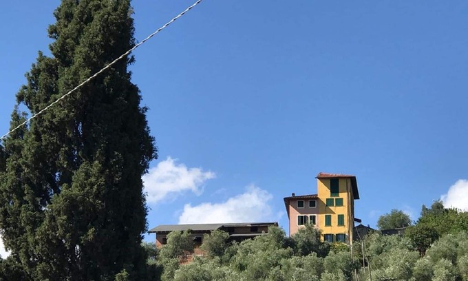 Piano di Mommio Apartment | Holiday flat for 4 persons with a large terracce wit ocean view
