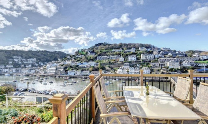 Looe House | Holiday Home Duneside by Interhome