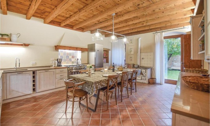 Montioni House | Holiday Home Lazise (VR) with Fireplace I