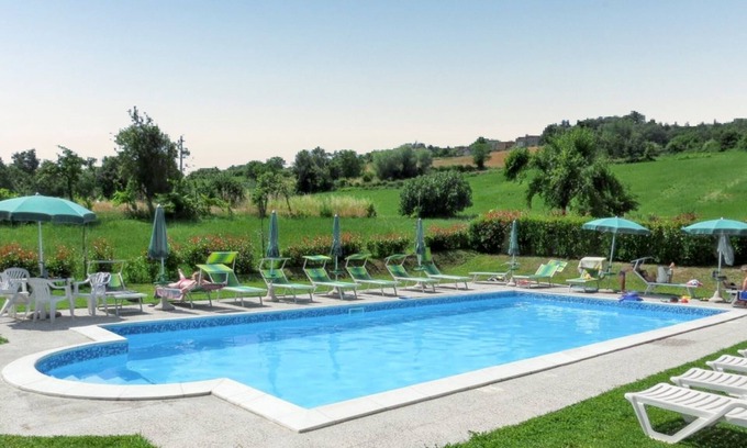Caprese Michelangelo House | Homerez - House with Pool in Caprese Michelangelo + 40m²
