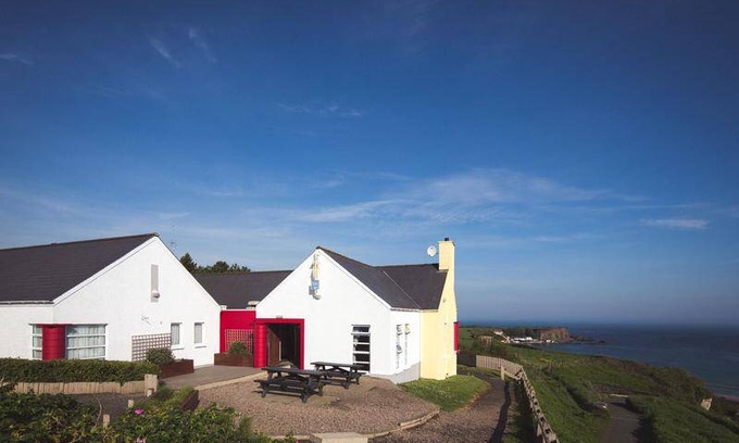 Ballycastle Hostel | Hostel ∙ 6 guests