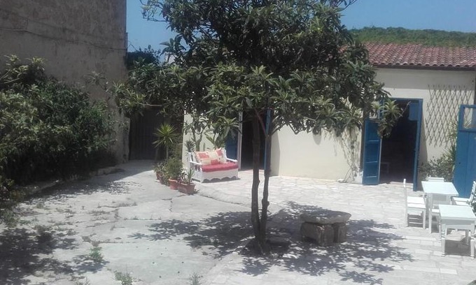 Brindisi Histotic Center Bed & Breakfast | Il cortile della monaca