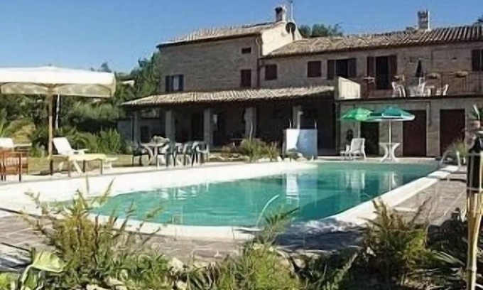 Santa Vittoria in Matenano House | 500 m² House ∙ 7 bedrooms ∙ 14 guests
