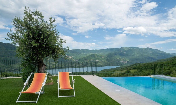 Villa Santa Maria Apartment | Lovely apartment for 4 people with WIFI, pool, A/C, TV, balcony and pets allowed