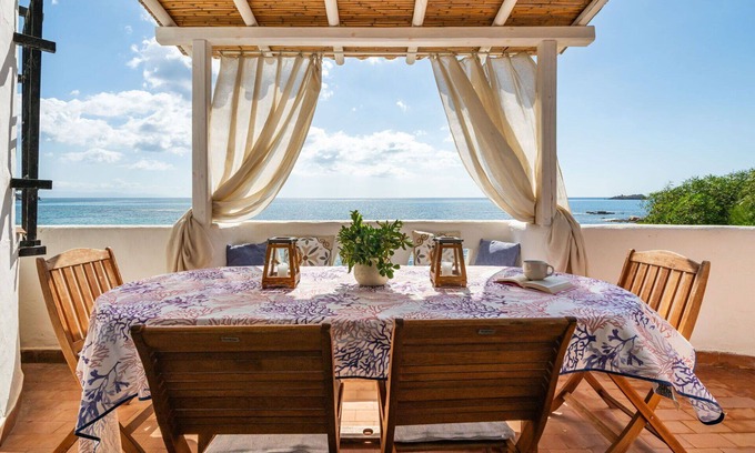 Province of Cagliari Villa | Nice apartment in villa for 8 guests with A/C, WIFI, TV and patio