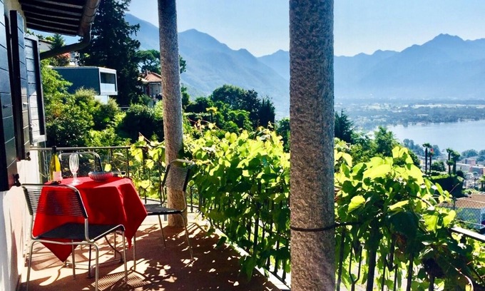 Orselina House | Nice holiday home with pool, garden & terrace, quiet location + wonderful view